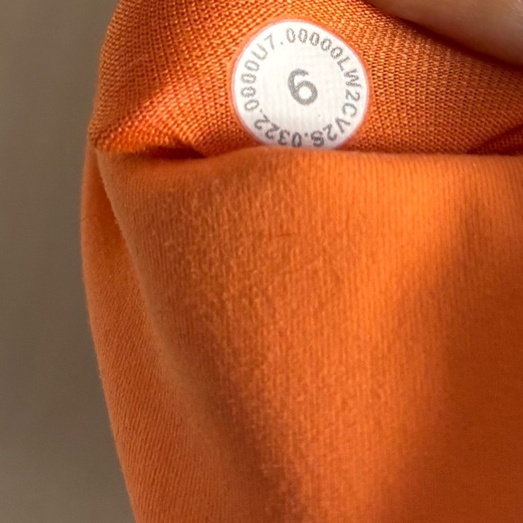 Lululemon Wunder Under Bra Longline  Bright Orange Sports Bra Tank size 6 - Picture 4 of 4